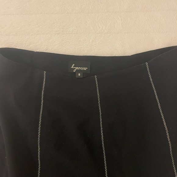 Stitched black maxi skirt - Picture 3 of 3